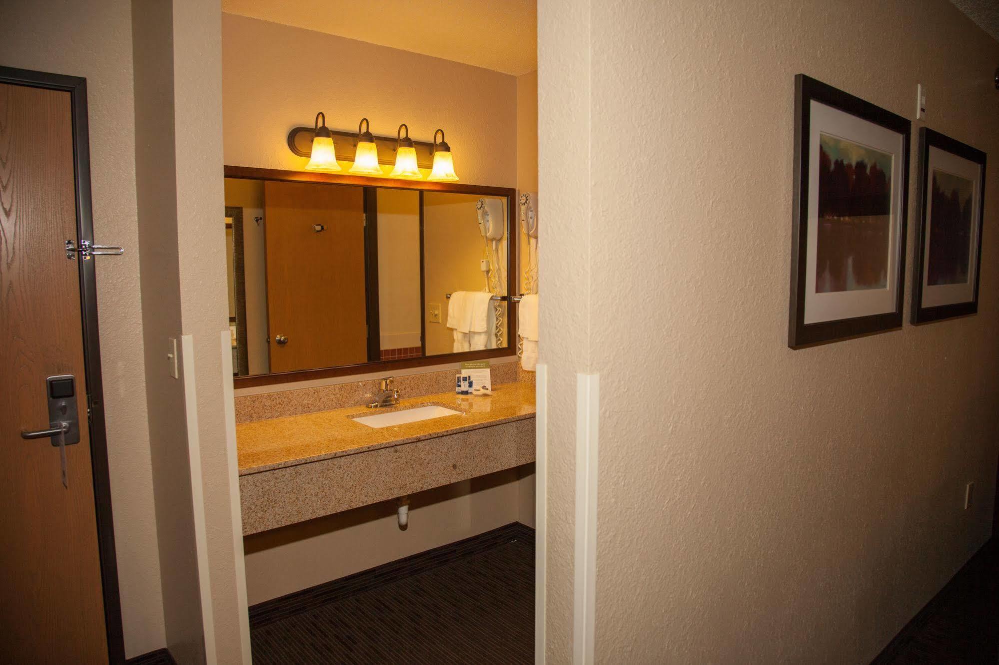 Americinn By Wyndham Detroit Lakes Exterior foto